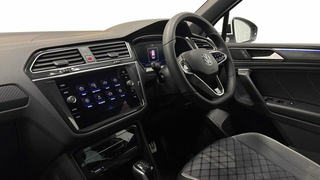 Volkswagen Tiguan 1.5 Tsi R-line Suv ND70SVC White #5