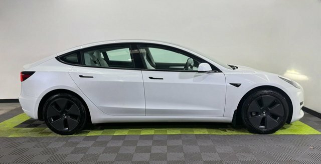 Tesla Model 3 Standard Range Plus Saloon MM21AWA White #6