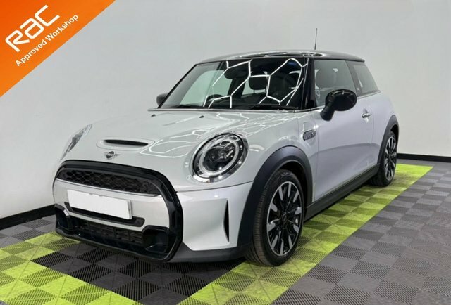 Mini Hatch 2.0 Cooper S Exclusive Silver