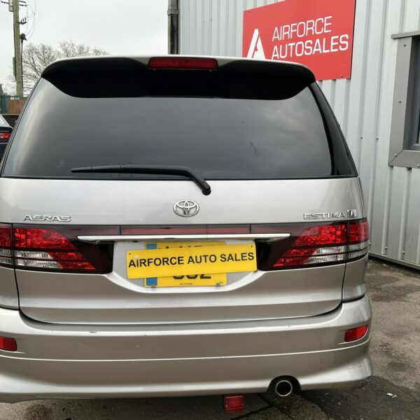 Toyota Estima Mpv Silver #5
