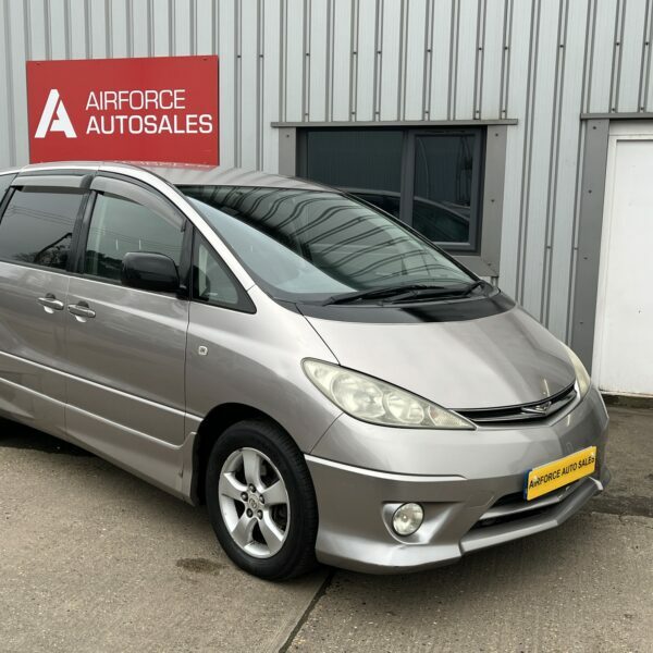 Toyota Estima Mpv Silver #2