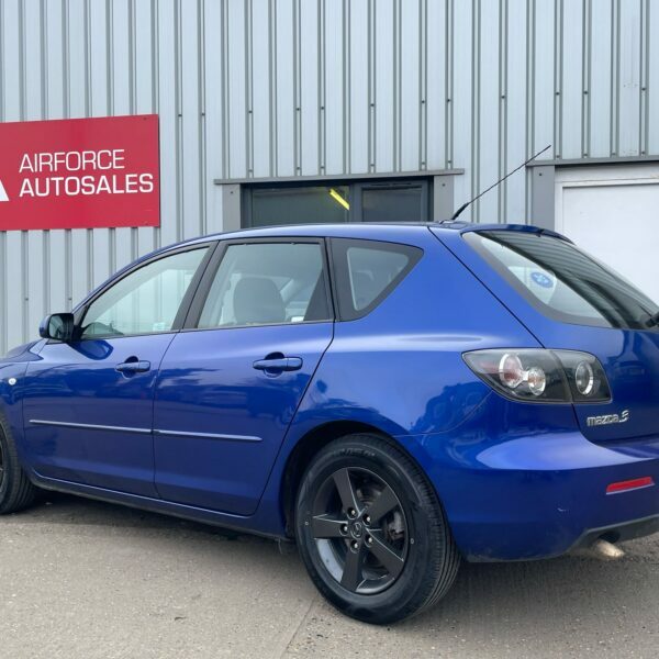Mazda 3 Automatic   #2