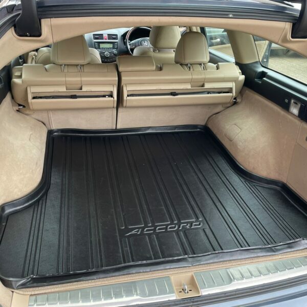 Honda Accord Estate #6