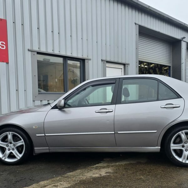 Lexus IS Automatic   #4