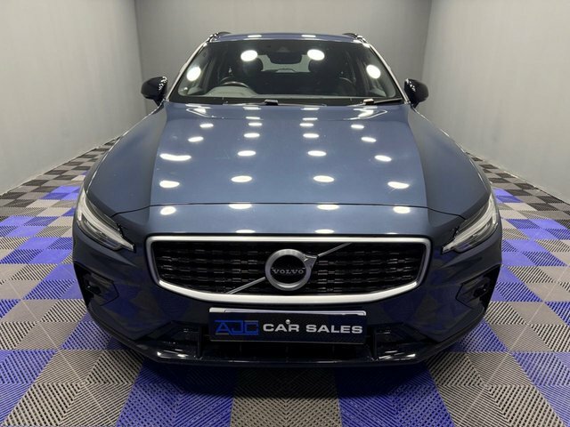 Volvo V60 2019 2.0 T5 R-design Plus Estate E Blue #4