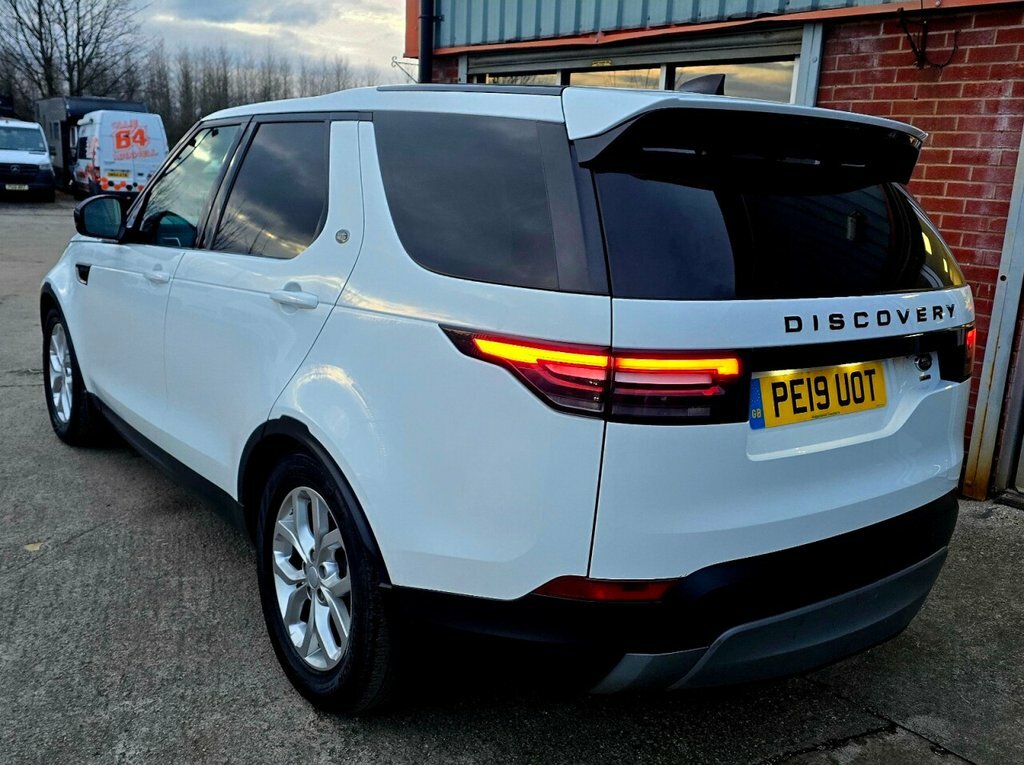 Land Rover Discovery 3L Se PE19UOT White #5