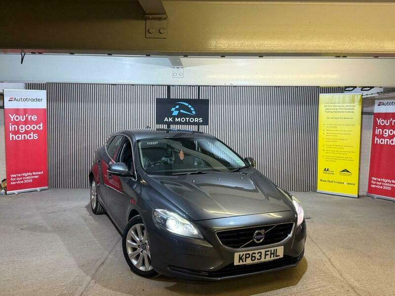 Volvo V40 2.0 D3 Se Lux Grey