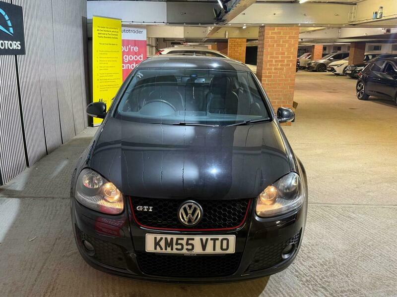 Volkswagen Golf Gti 2.0 Tfsi Gti Black #2
