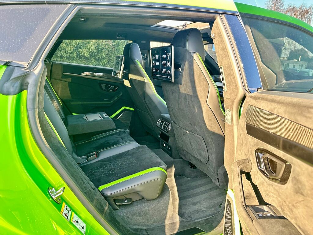 Lamborghini Urus 4.0L V8 Performante Suv BV24FZF Green #4