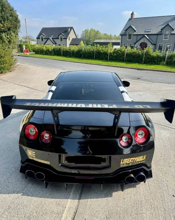 Nissan GT-R 3.8L Premium Edition Coupe Se Red #4