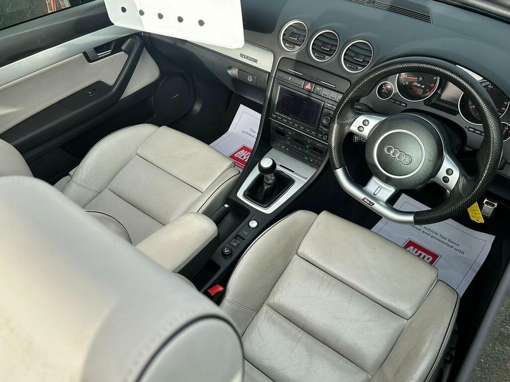 Audi RS4 Cabriolet Rs 4 Quattro Black #19
