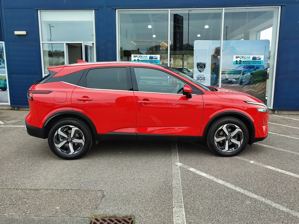 Nissan Qashqai 1.3 Dig-t Mh N-connecta NC71EPZ Red #6