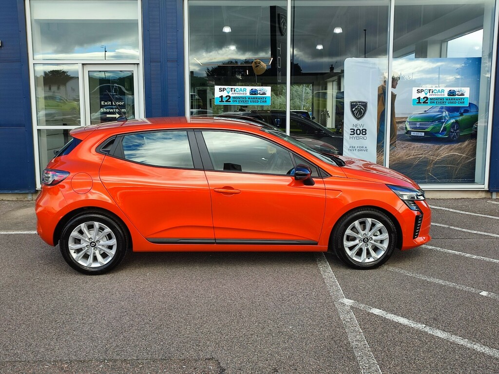 Renault Clio 1.6 E-tech Full Hybrid 145 Evolution NA25HLC Orange #5