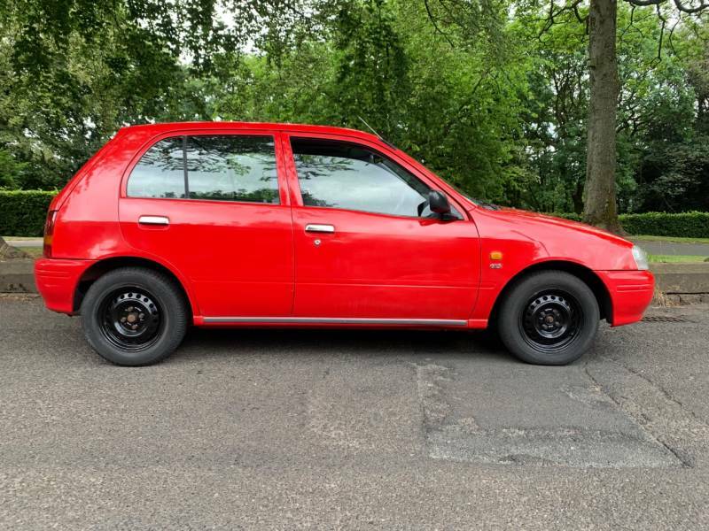 Toyota Starlet 1.3 Solida Red #1
