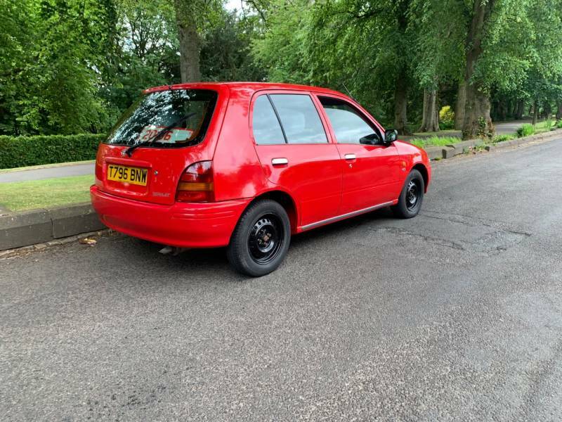 Toyota Starlet 1.3 Solida Red #2