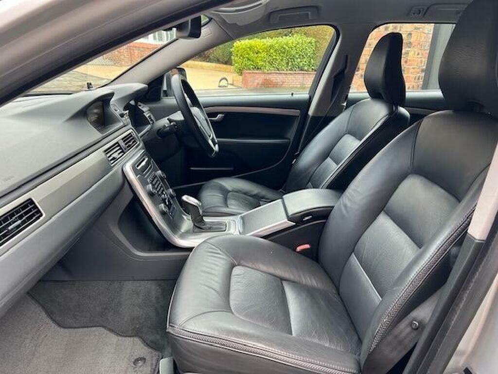 Volvo XC70 2.4 D5 Se Lux Geartronic Awd Euro 5 Silver #6