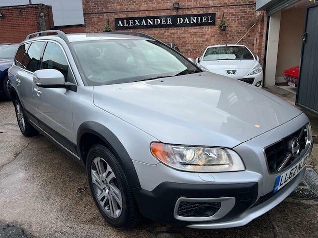 Volvo XC70 2.4 D5 Se Lux Geartronic Awd Euro 5 Silver #2