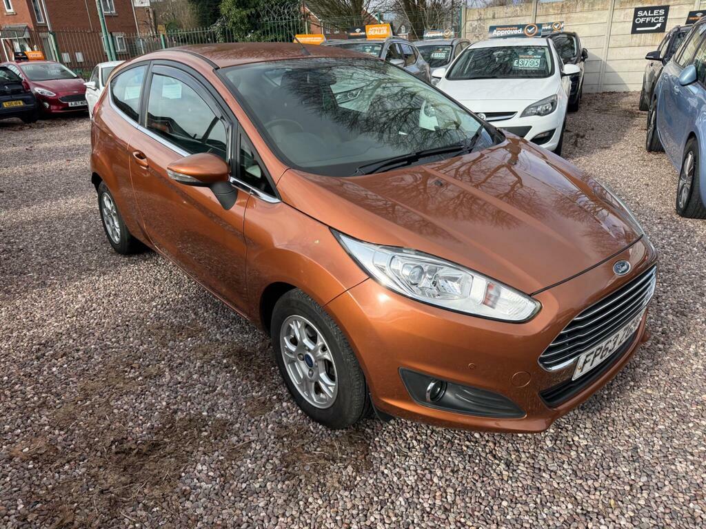 Ford Fiesta 1.6 Tdci Econetic Zetec Euro 5 S S Brown