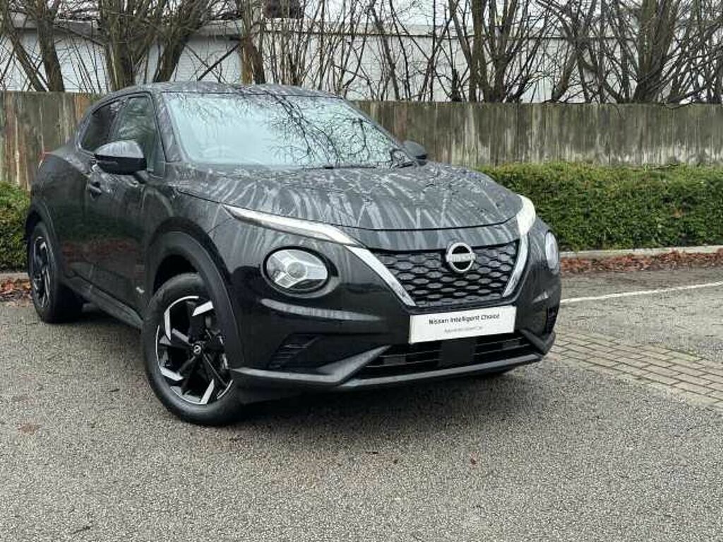 Nissan Juke 1.6 143Ps Hybrid N-connecta Black