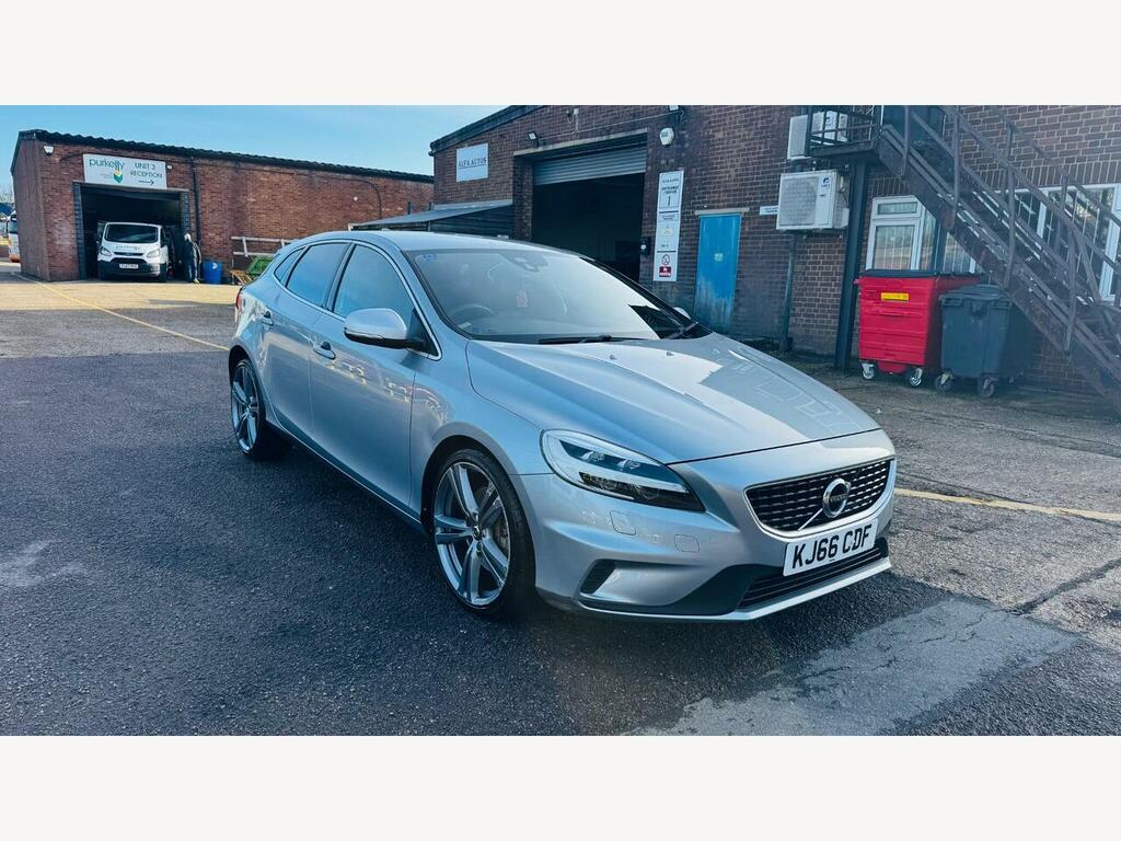 Volvo V40 Diesel KJ66CDF #2