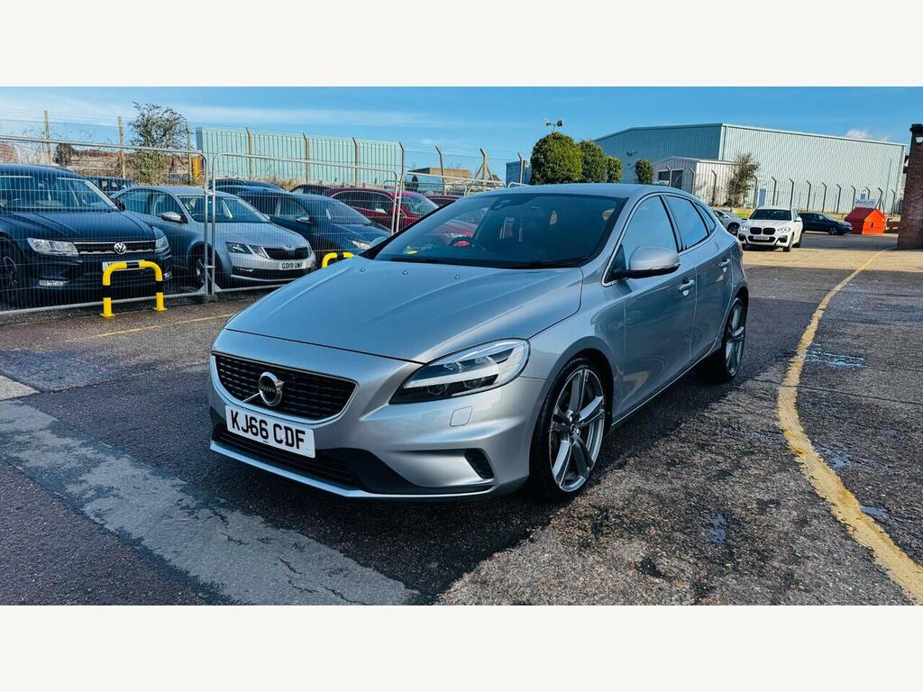 Volvo V40 Diesel KJ66CDF #3
