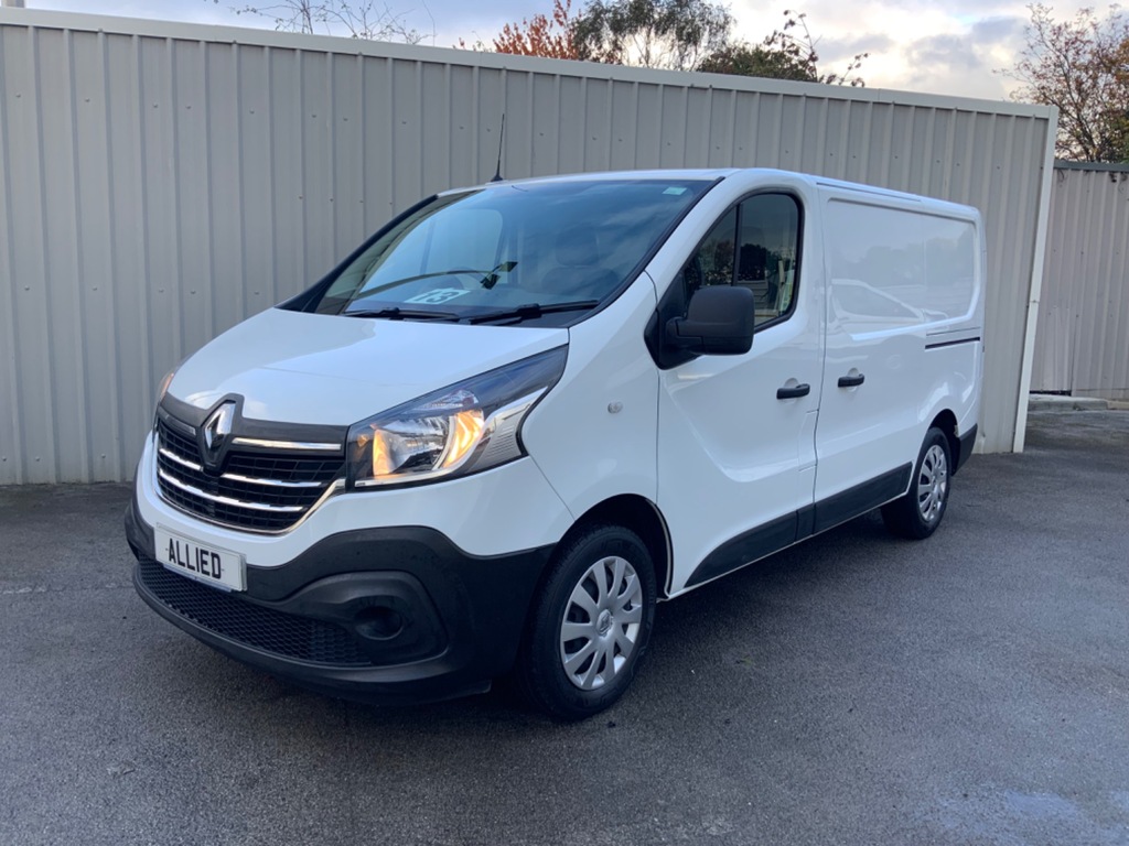 Renault Trafic Sl30 2.0 Dci 145Bhp Swb Business Plus Energy A YP71MWF White #3