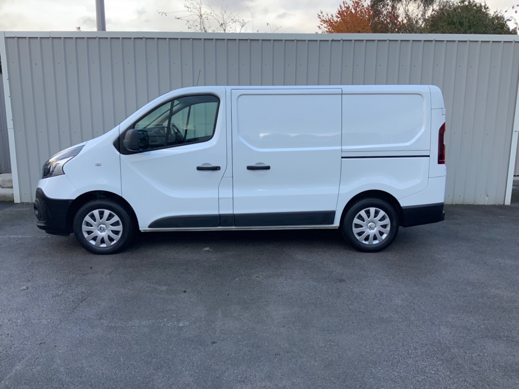 Renault Trafic Sl30 2.0 Dci 145Bhp Swb Business Plus Energy A YP71MWF White #4