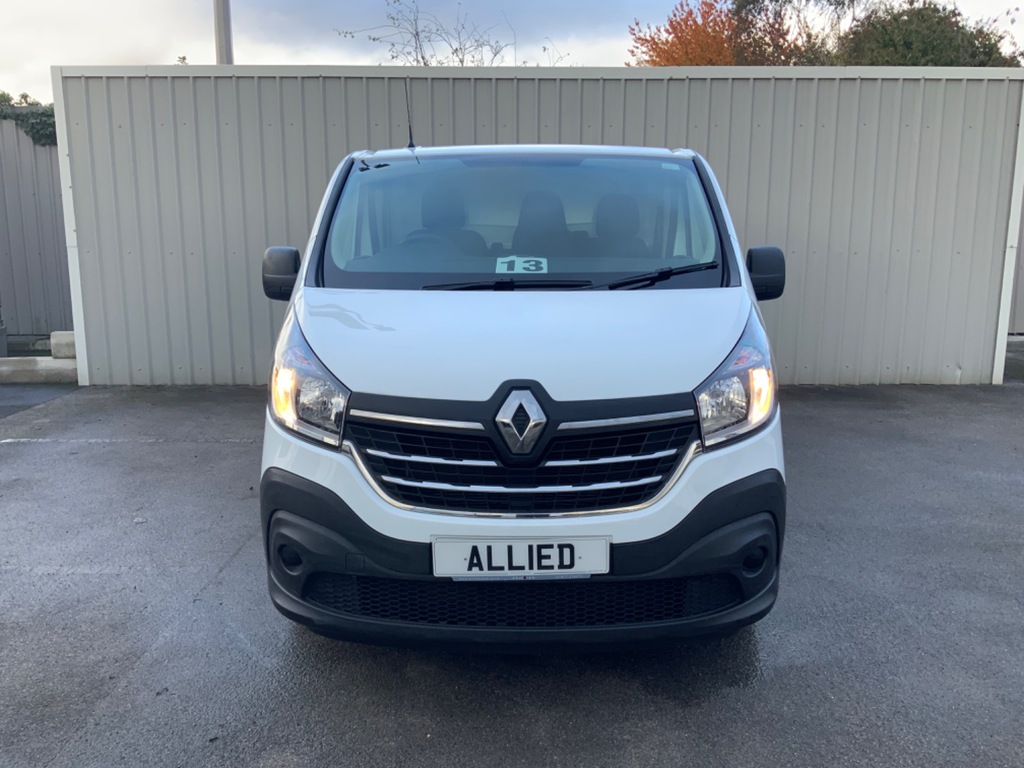Renault Trafic Sl30 2.0 Dci 145Bhp Swb Business Plus Energy A YP71MWF White #2
