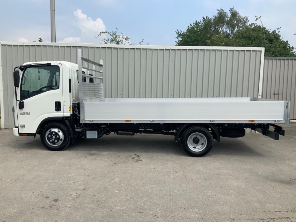 Isuzu N35.125 4.8M Alloy Dropside - Twin Rear Wheel -Phy YX73OCZ White #4