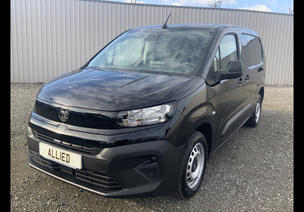 Vauxhall Combo 1.5 100Ps Crew Van L2h1 2300 Prime Air Con C Black #3