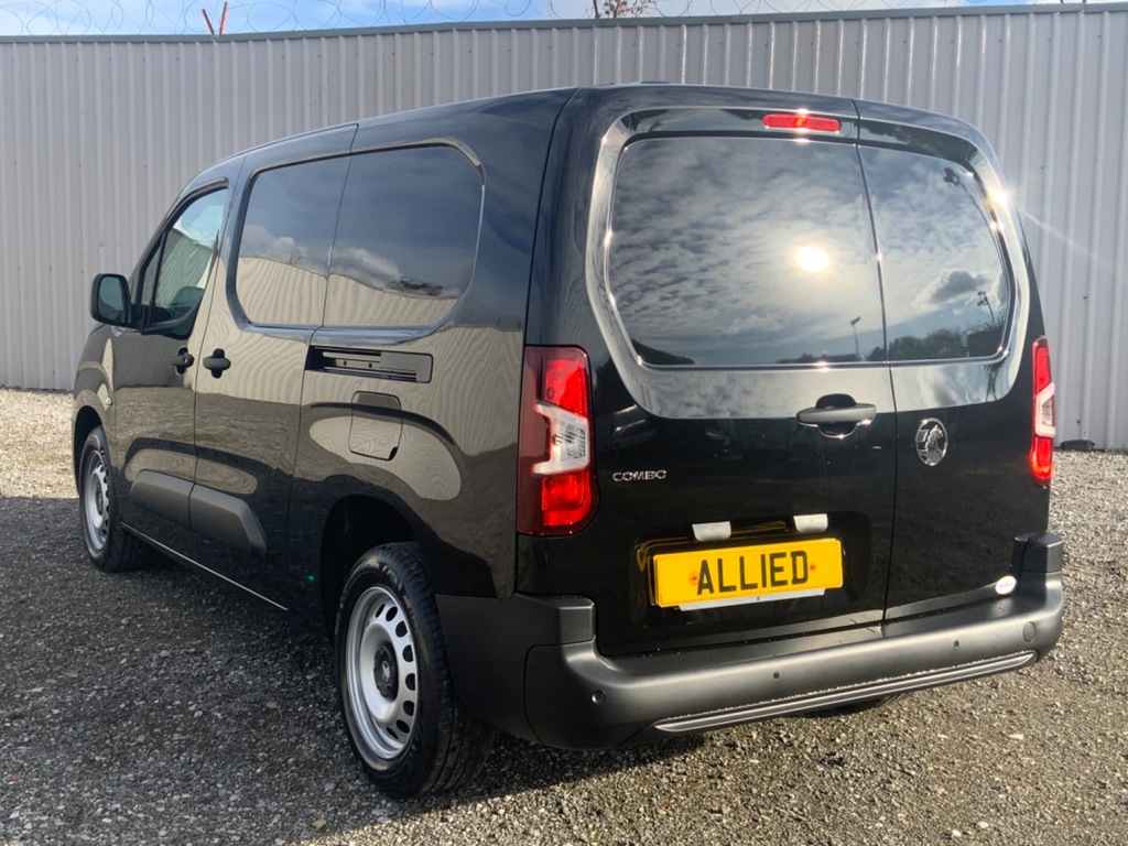 Vauxhall Combo 1.5 100Ps Crew Van L2h1 2300 Prime Air Con C Black #6