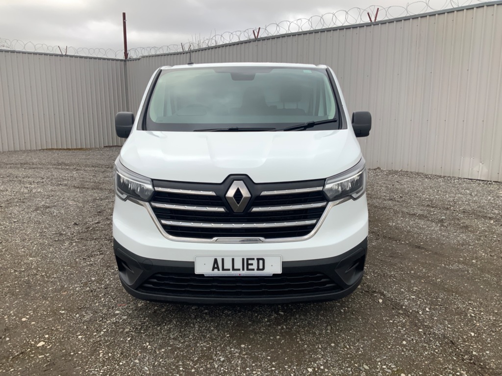 Renault Trafic 2.0 130Bhp Dci Sl30 Advance Air Con Cruise C MM73KFV White #2