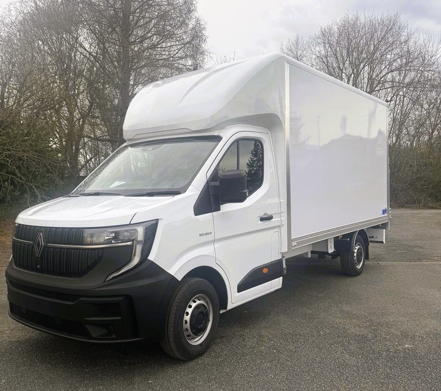 Renault Master Master 2.0 Blue Dci 150 Bhp Advance 4.3 Metre Luto White #3