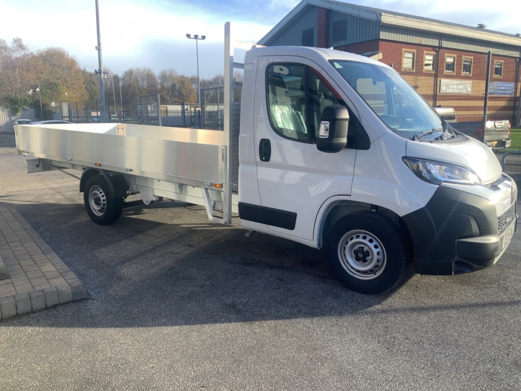 Citroen Relay 2.2 140Ps Bluehdi 335 4.8M Alloy Dropside Fanta White