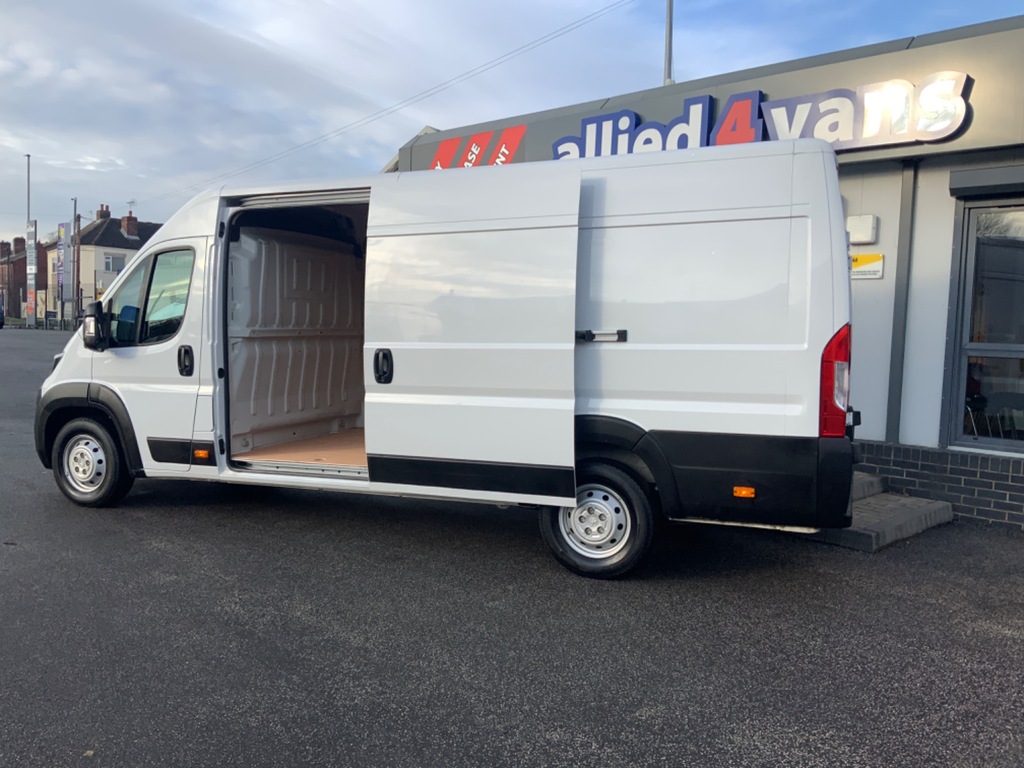 Peugeot Boxer 2.2 Bluehdi 435 L4h2 Professional Premium Plus P V YM73JJX White #6