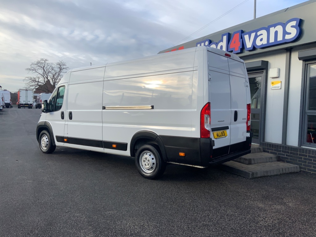 Peugeot Boxer 2.2 Bluehdi 435 L4h2 Professional Premium Plus P V YM73JJX White #5