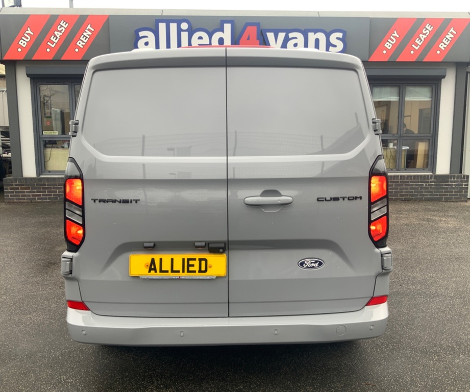 Ford Transit Custom 320 2.0 136 Bhp L2h1 Limited Panel Van Ecoblue WR75BKD Grey #6