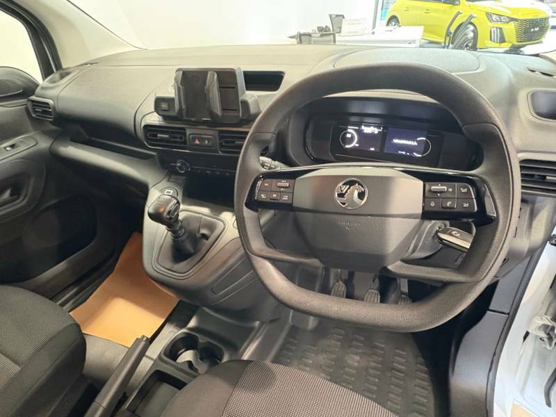 Vauxhall Combo 1.5 Turbo D 100Ps Prime H1 Van - 2024 74 White #4