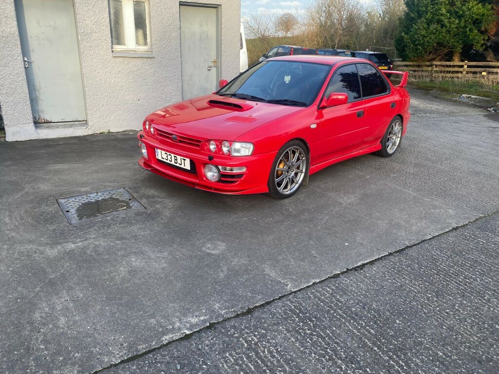 Subaru Impreza Saloon 1997 Red #4