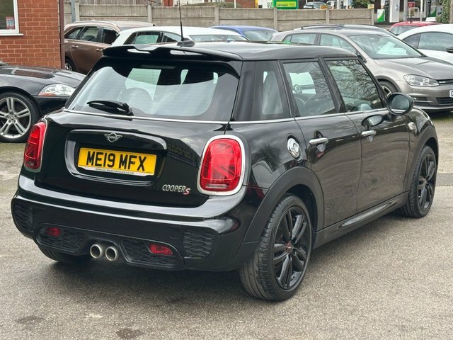 Mini Hatch 2.0 Cooper S Sport Hatchback Eur ME19MFX Black #4
