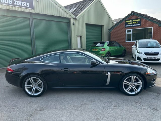 Jaguar XK 4.2 V8 Coupe Euro 4 300 Ps PK56CVH Black #5