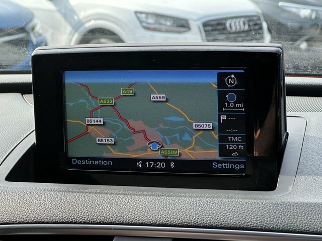 Audi Q3 2.0 Tdi Black Edition Suv S Tronic Quat ST67WSX Red #2