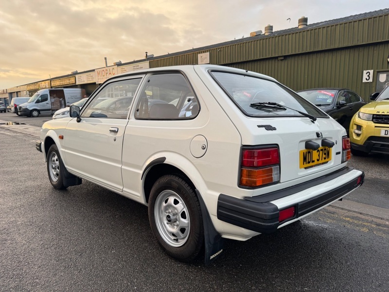 Honda Civic Hatchback White #5