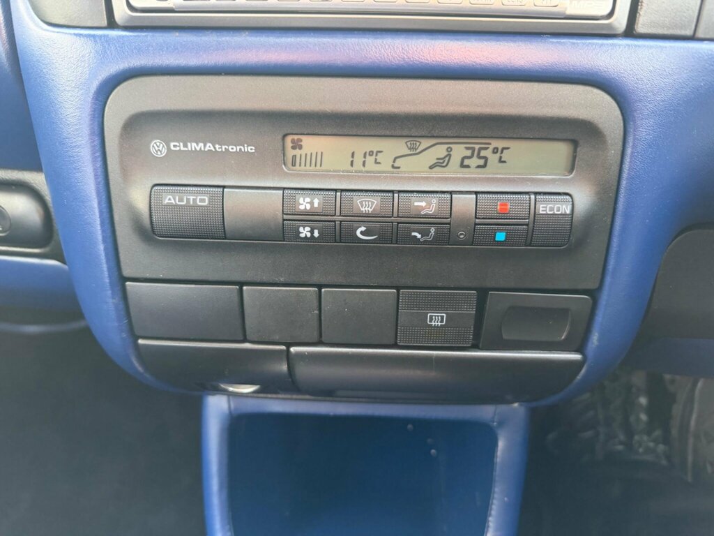 Volkswagen Golf 1.8 Gti 20V Turbo Limited Edition 137Bhp Black #22