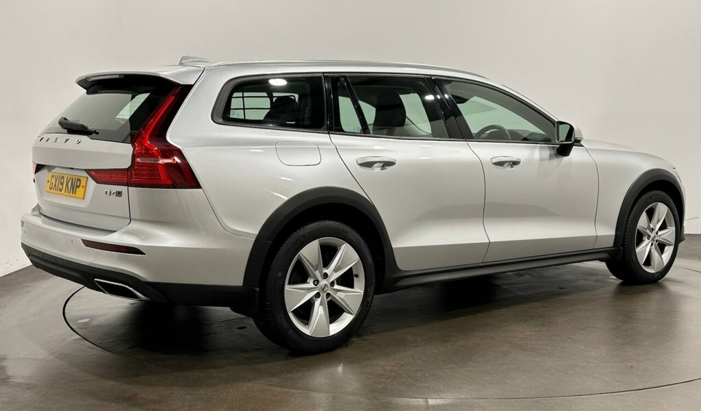 Volvo V60 Cross Country 2L Null GX19KNP Silver #4