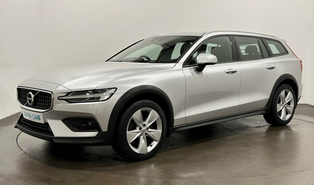 Volvo V60 Cross Country 2L Null GX19KNP Silver #2