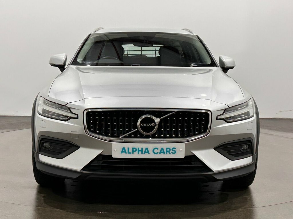 Volvo V60 Cross Country 2L Null GX19KNP Silver #5