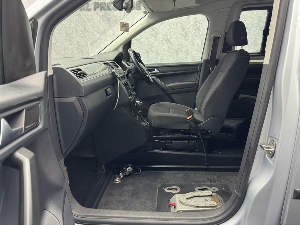 Volkswagen Caddy Life 1.4 Tsi Bluemotion Tech Dsg Euro 6 Ss DS66UGJ Silver #3