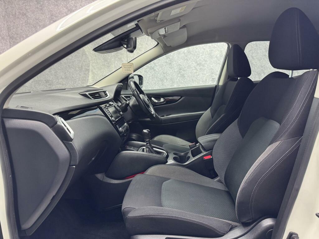 Nissan Qashqai 1.5 Dci N-connecta Euro 6 Ss FN69OSY White #3