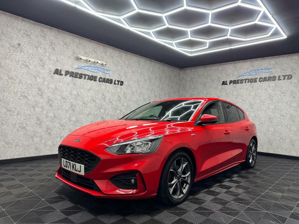 Ford Focus St-line LD71KLJ Red